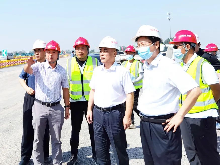 河北省交通運(yùn)輸廳黨組成員、副廳長(zhǎng)侯智敏深入石家莊東站、南站改建工程項(xiàng)目檢查指導(dǎo)工作